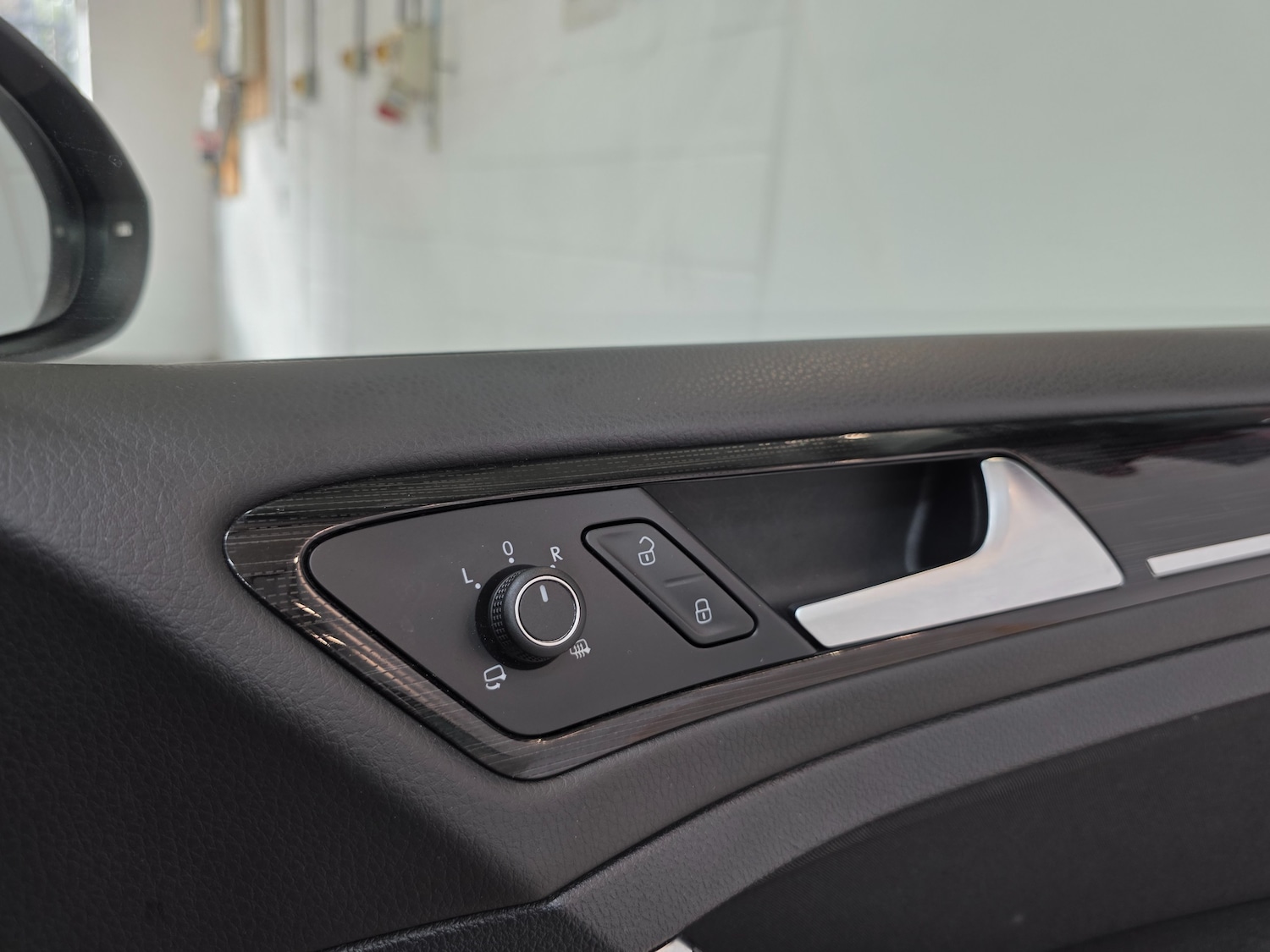 Used Volkswagen Golf 2017 for sale - 76604324: Photo 32