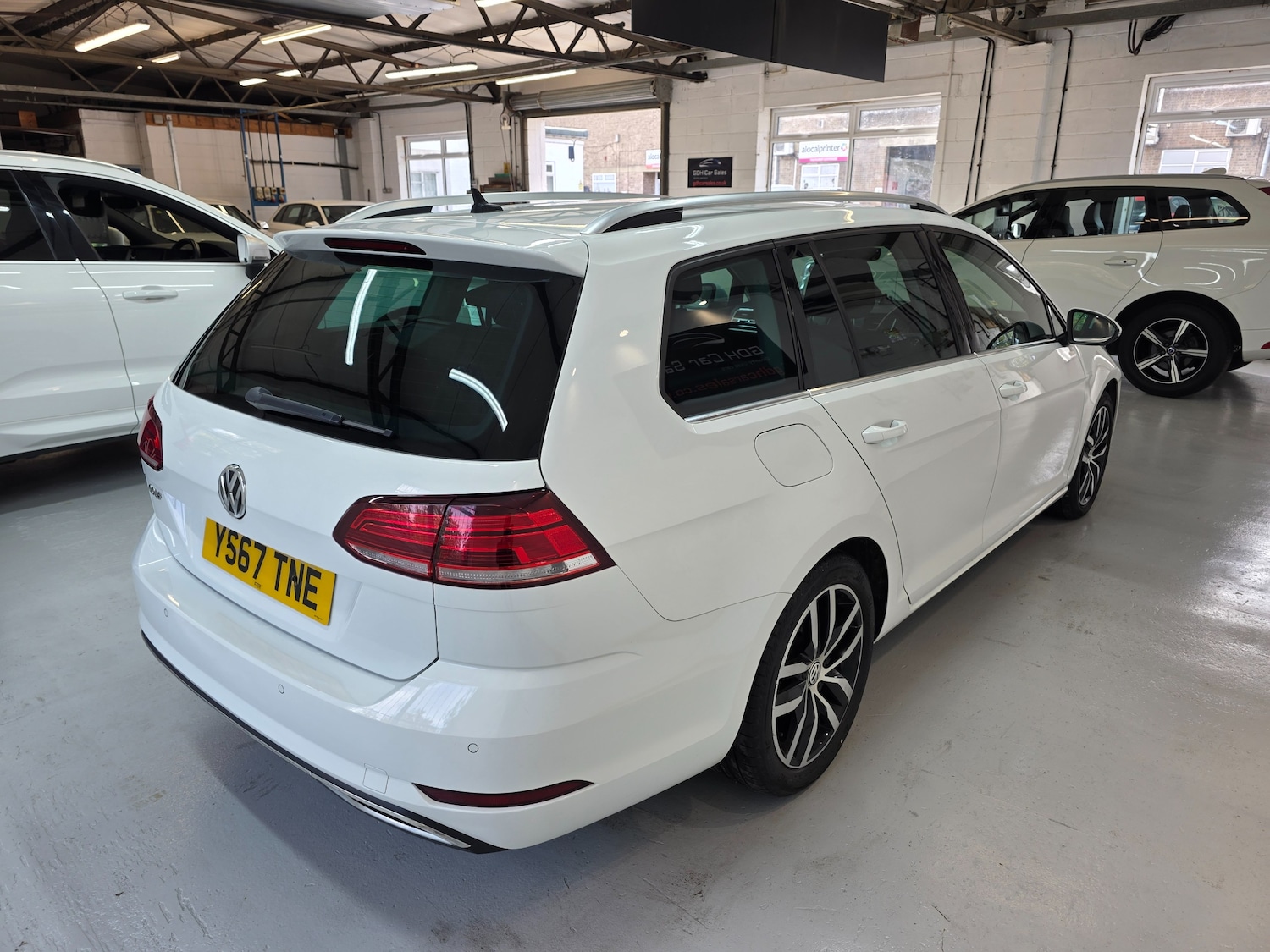 Used Volkswagen Golf 2017 for sale - 76604324: Photo 5