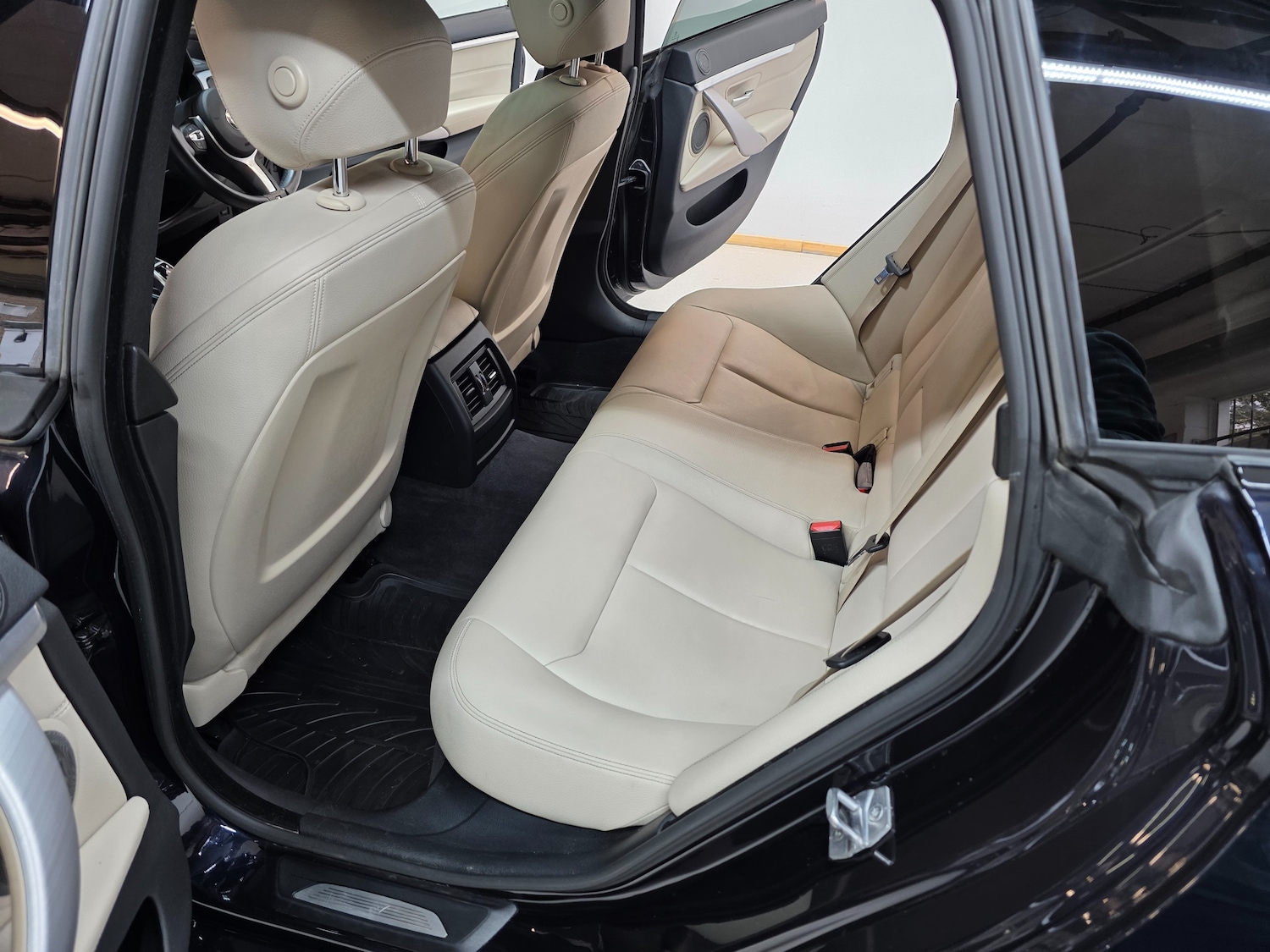 Used BMW 4 Series Gran Coupe 2015 for sale - 76376799: Photo 13