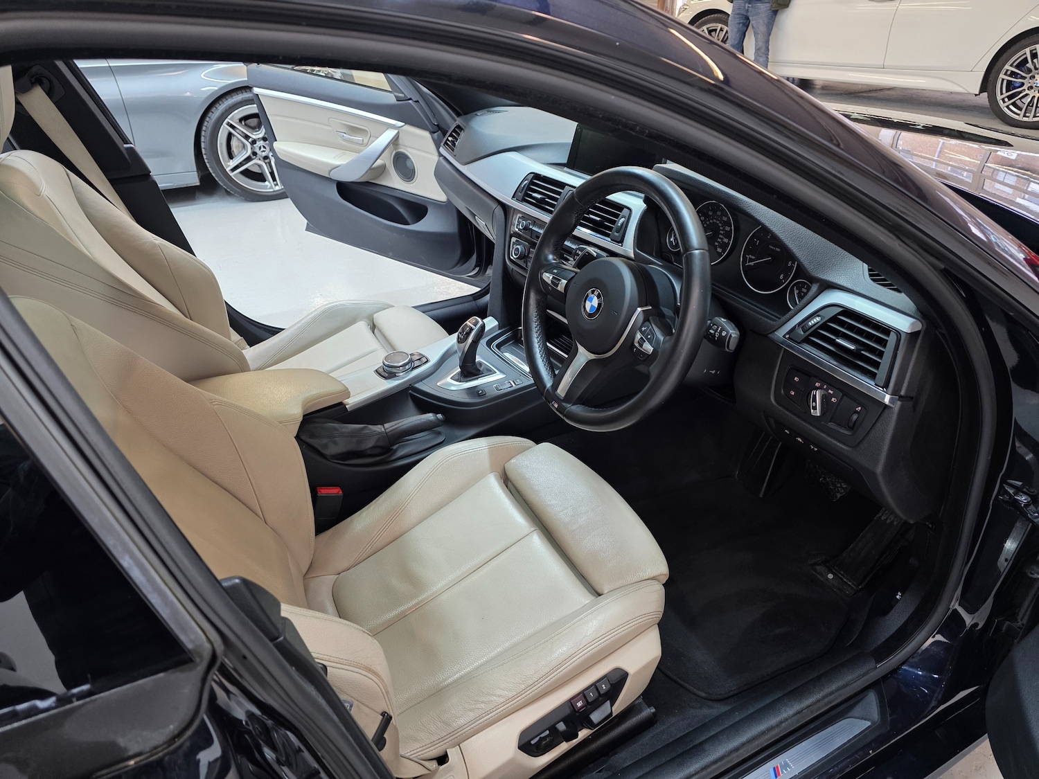 Used BMW 4 Series Gran Coupe 2015 for sale - 76376799: Photo 2