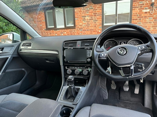 Used Volkswagen Golf for sale - 76246063: Photo 4