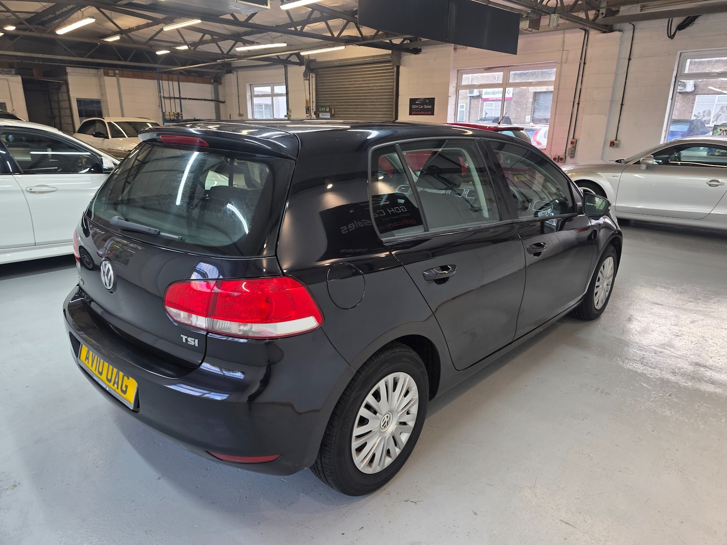 Used Volkswagen Golf 2010 for sale - 76305342: Photo 16