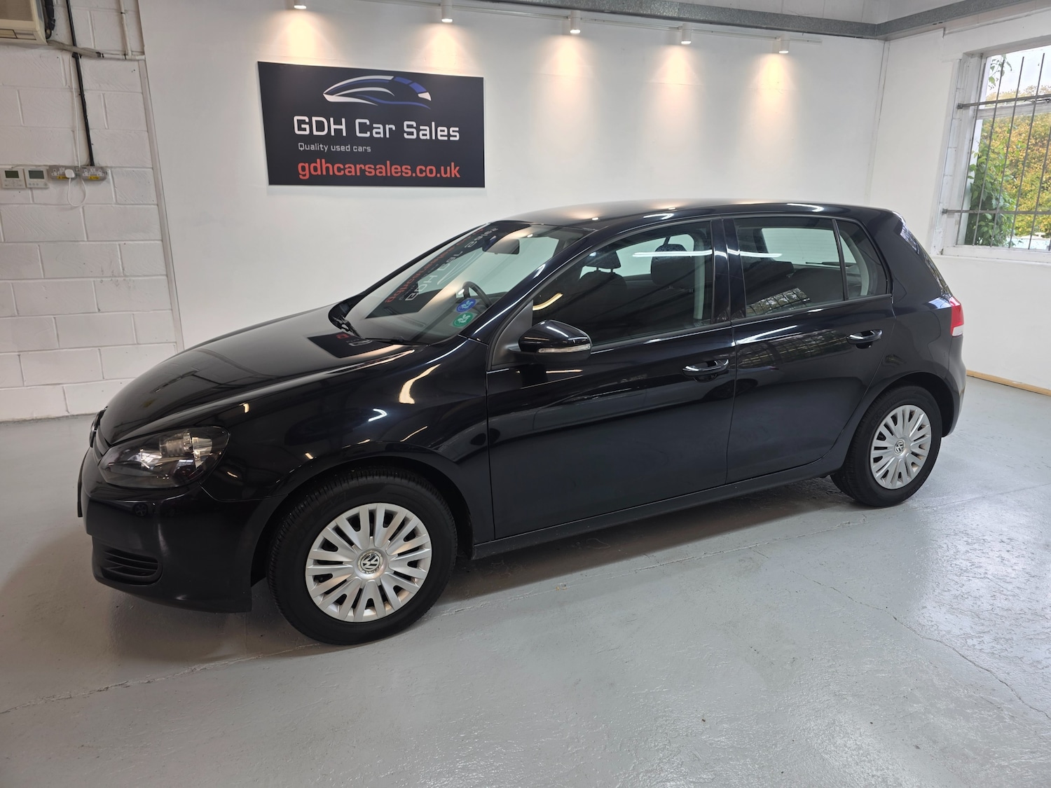 Used Volkswagen Golf 2010 for sale - 76305342: Photo 5