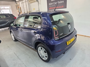Used Volkswagen up! 2017 for sale - 79130431: Photo