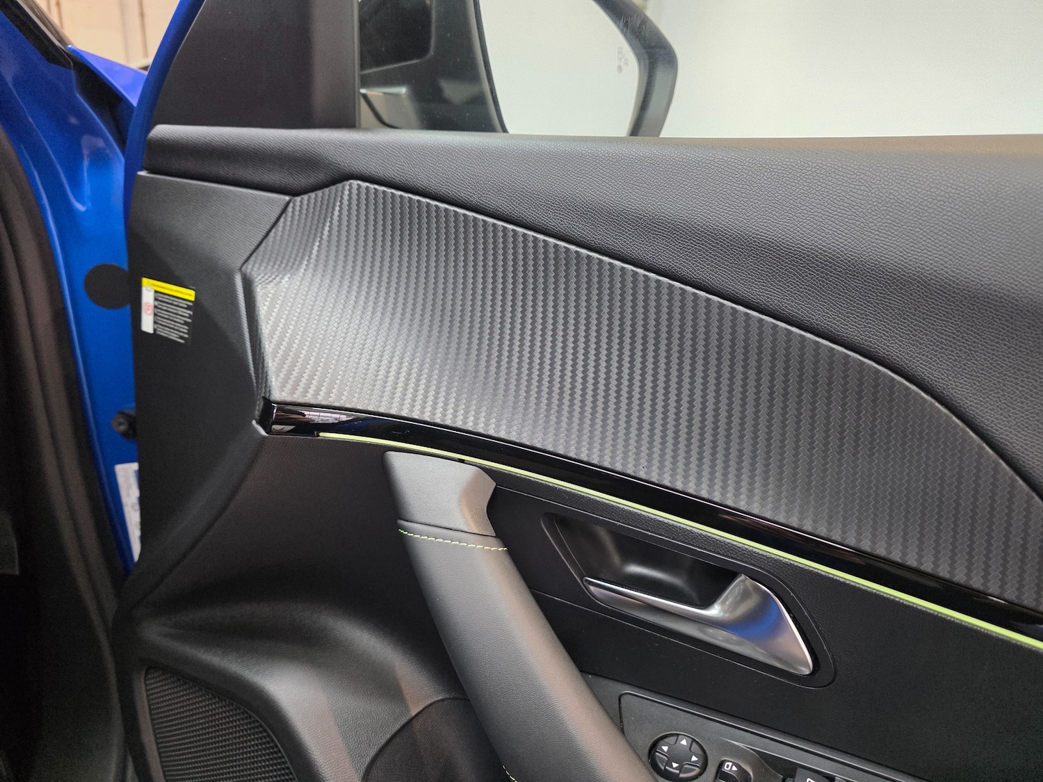 Used Peugeot E-2008 2021 for sale - 76836559: Photo 42