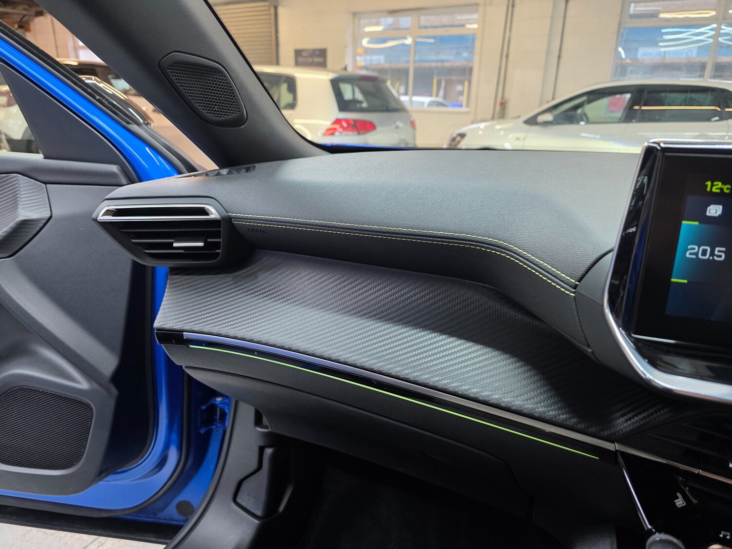 Used Peugeot E-2008 2021 for sale - 76836559: Photo 59