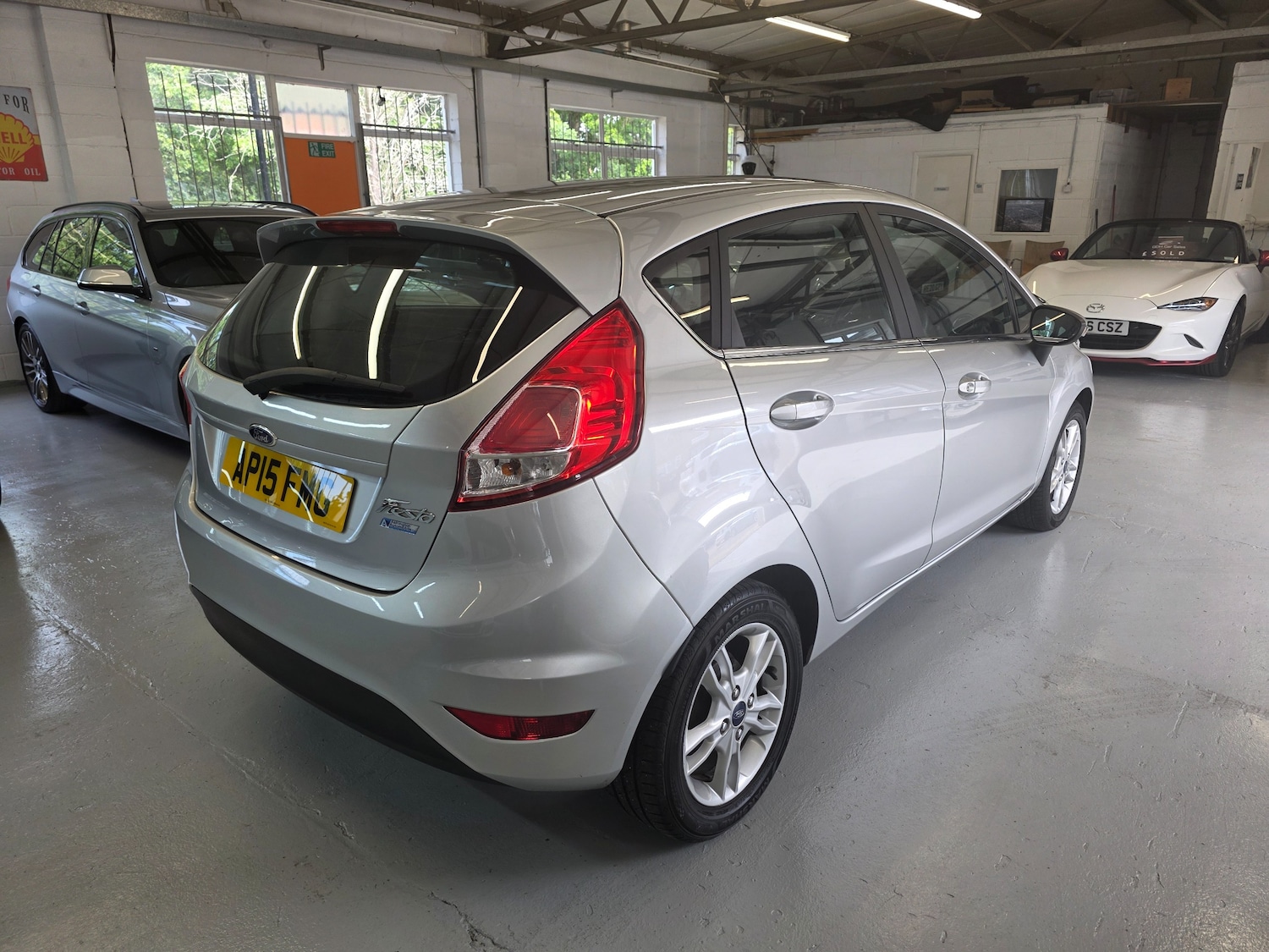 Vehicle 5