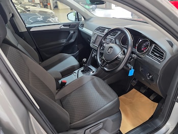 Used Volkswagen Tiguan 2016 for sale - 76030230: Photo