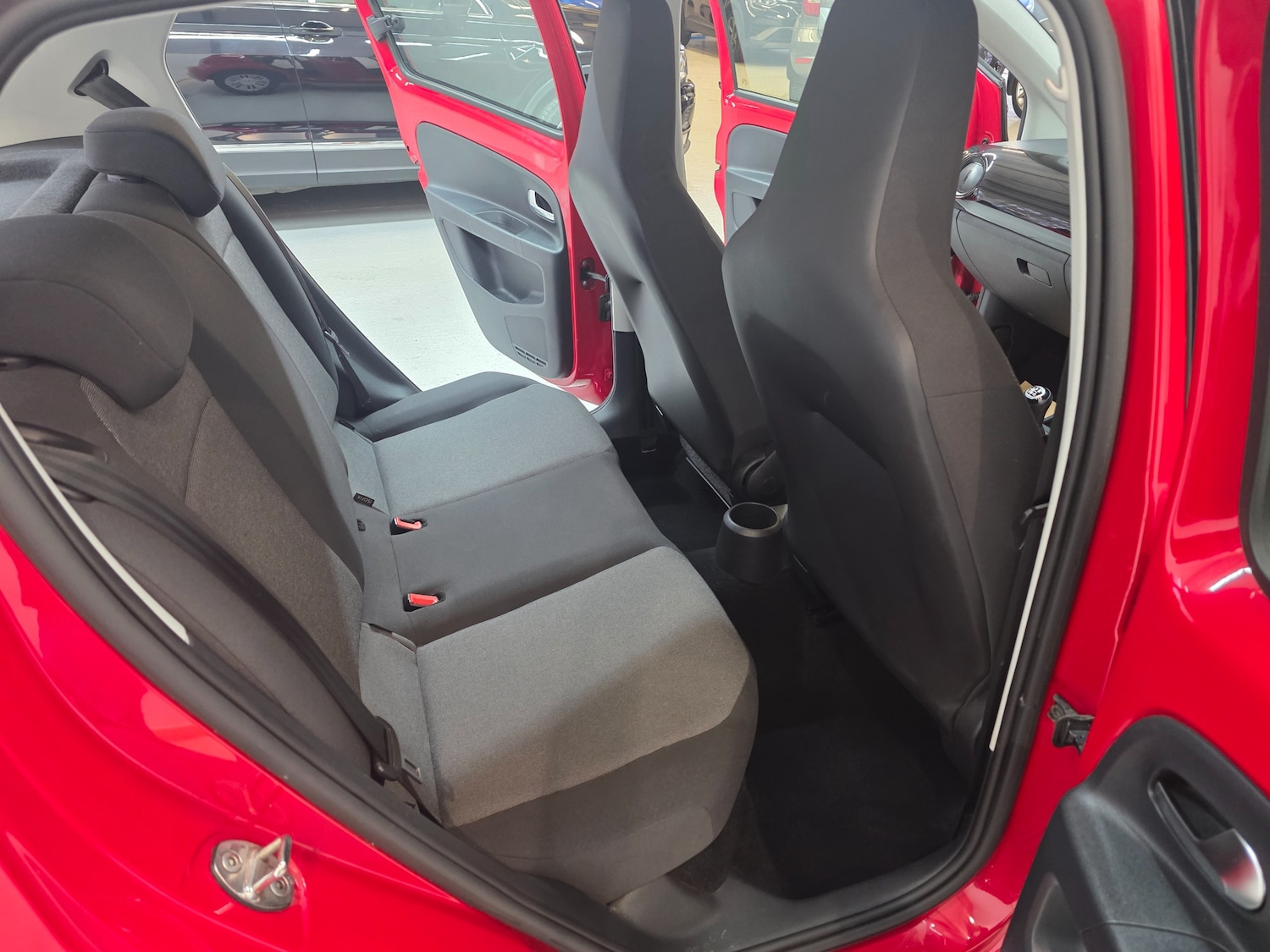 Used Volkswagen up! 2015 for sale - 77493734: Photo 26