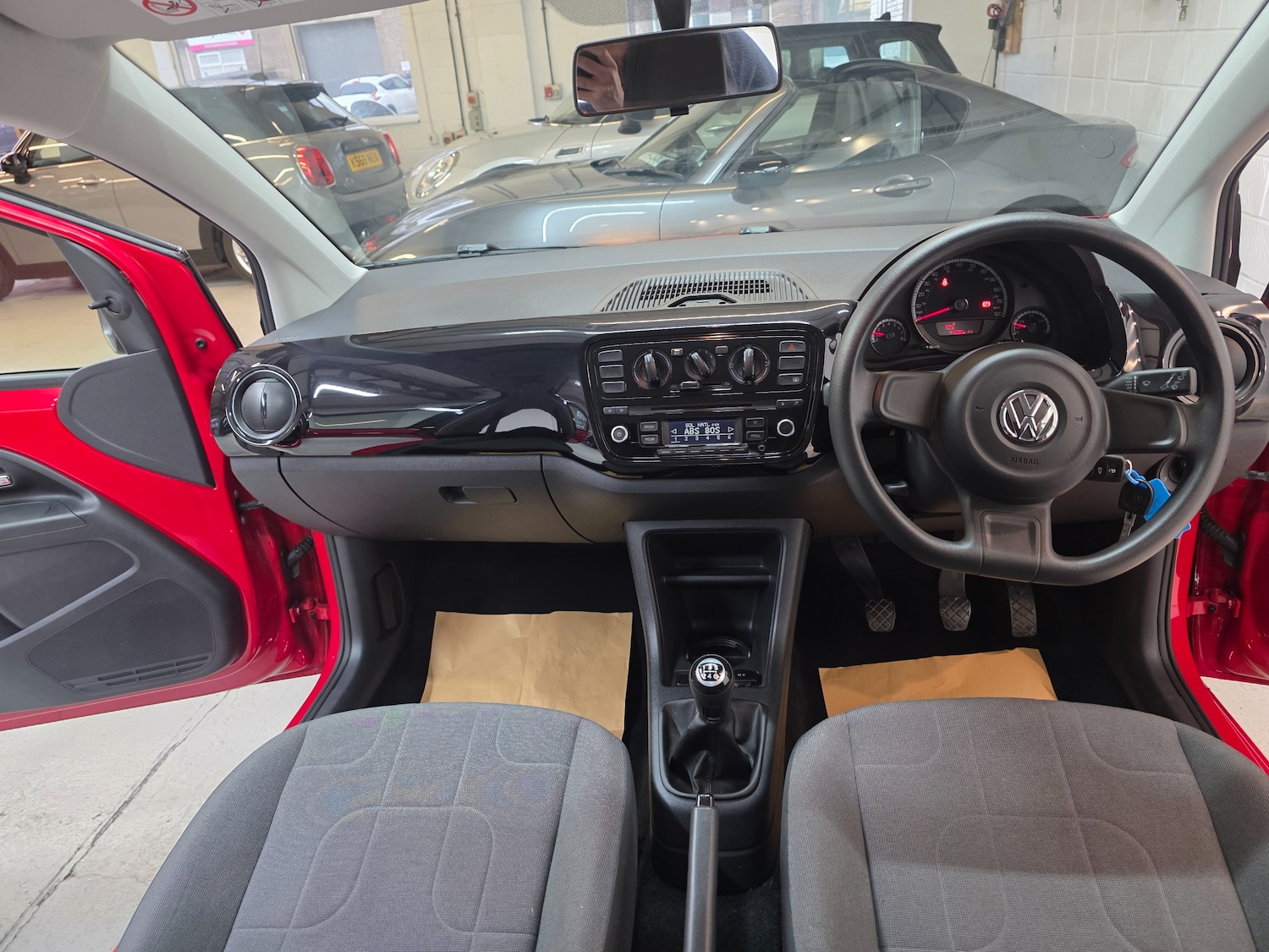 Used Volkswagen up! 2015 for sale - 77493734: Photo 7