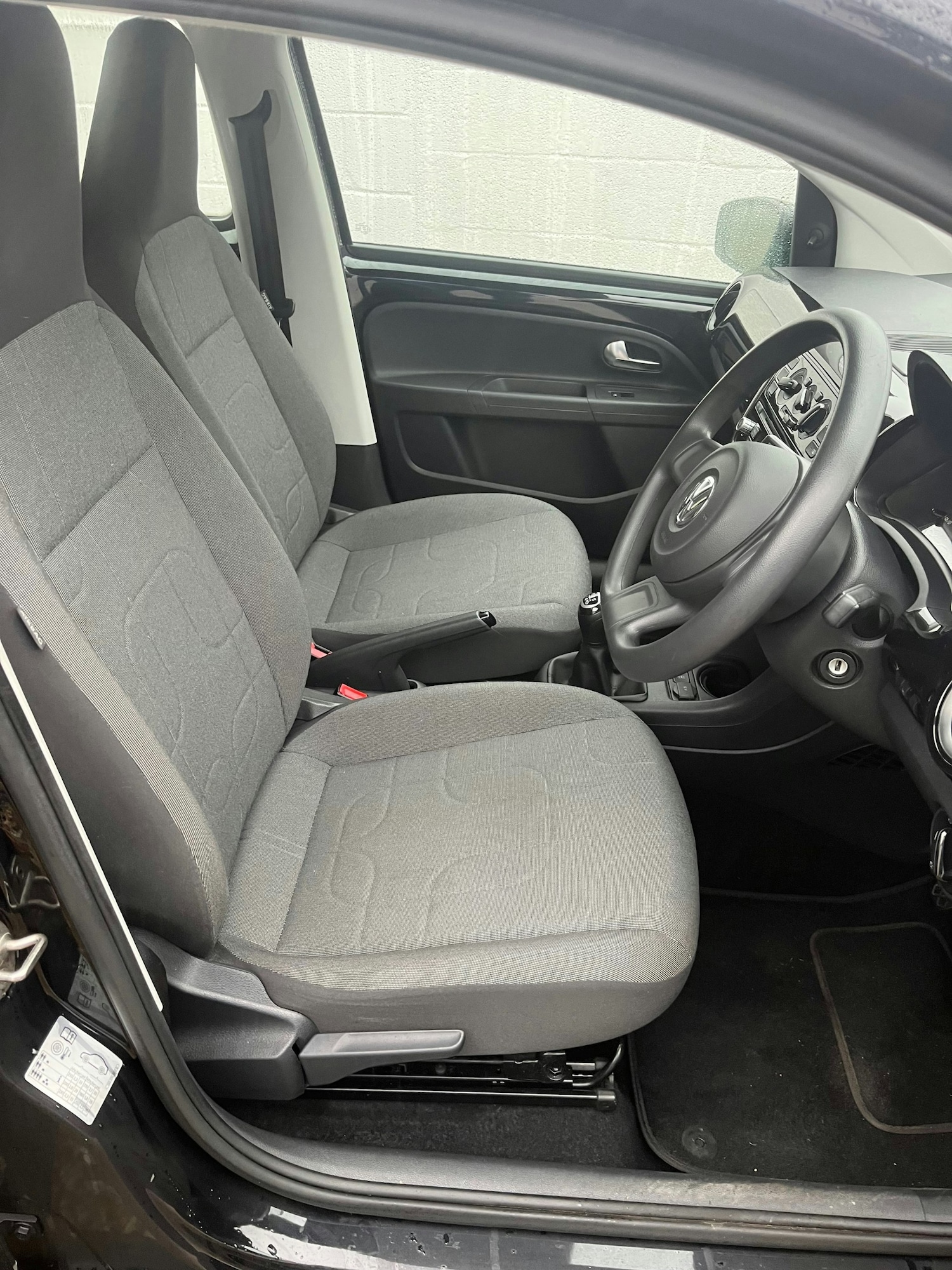 Used Volkswagen up! 2016 for sale - 77408886: Photo 5