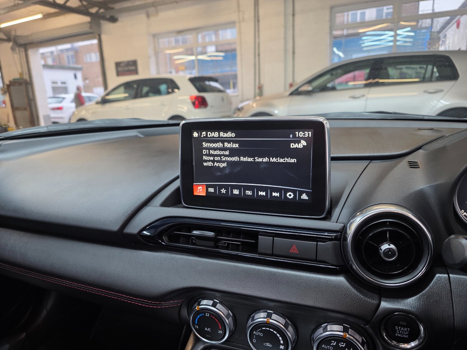 Used Mazda MX-5 2017 for sale - 77805008: Photo 37