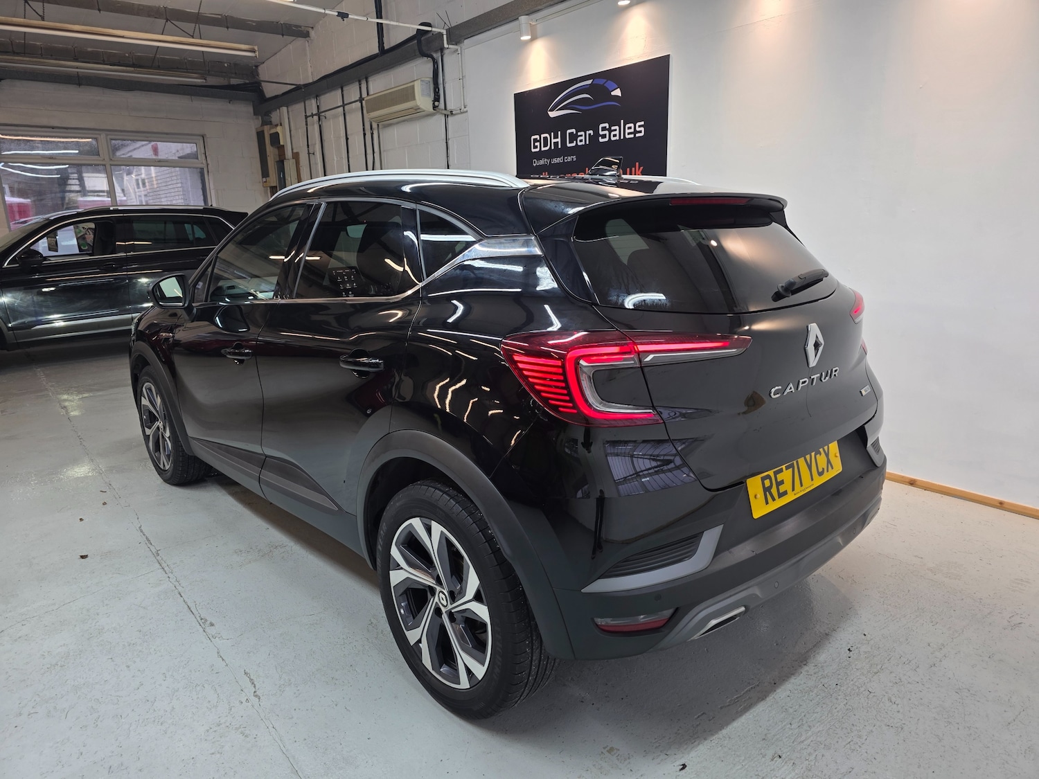 Used Renault Captur 2021 for sale - 77247696: Photo 3