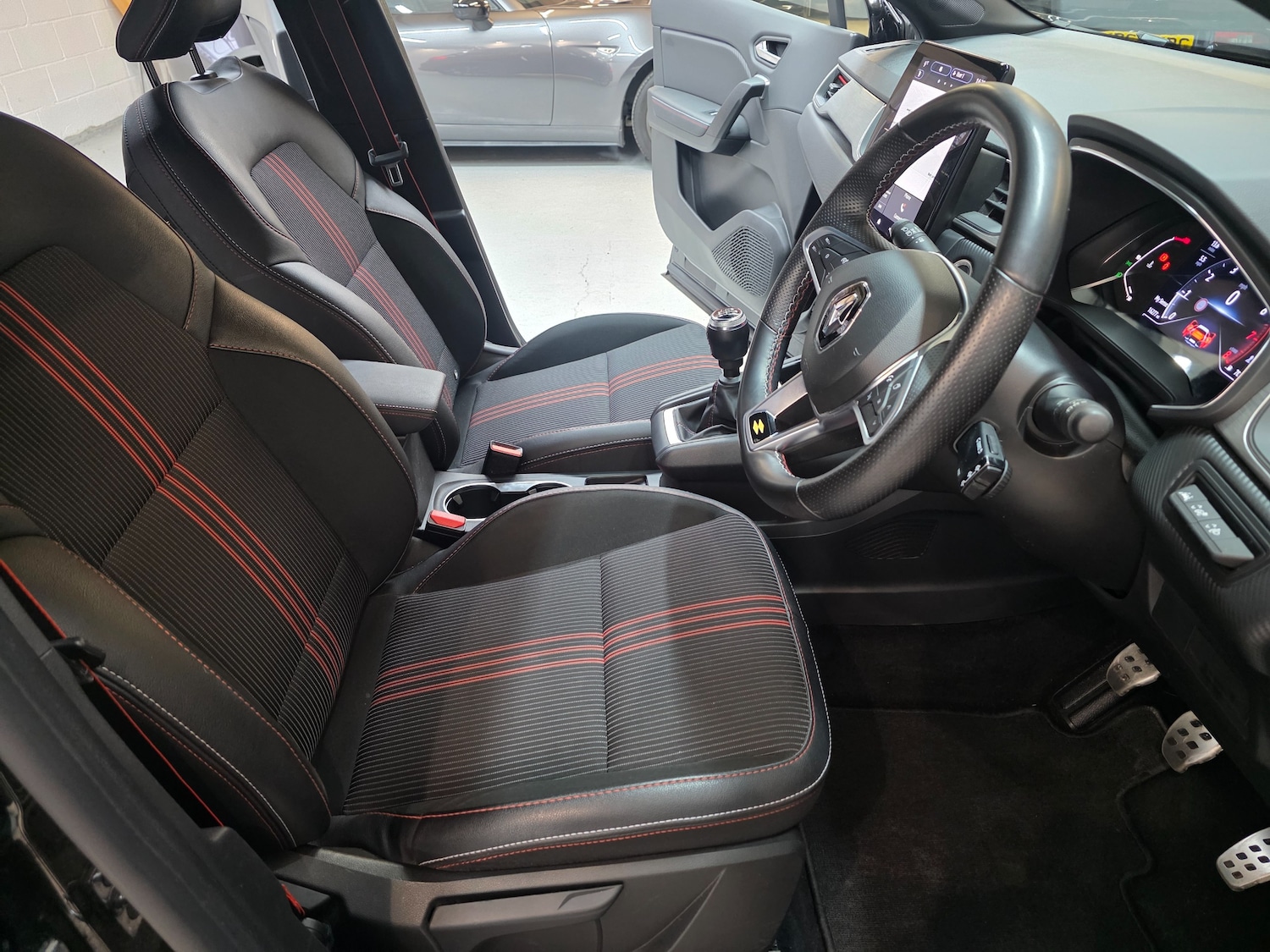 Used Renault Captur 2021 for sale - 77247696: Photo 39