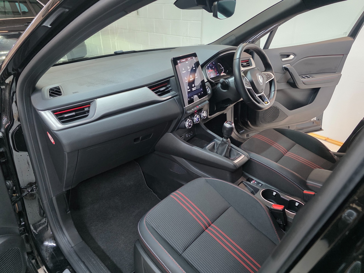 Used Renault Captur 2021 for sale - 77247696: Photo 61