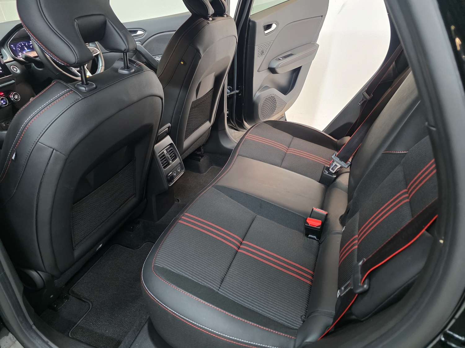 Used Renault Captur 2021 for sale - 77247696: Photo 8