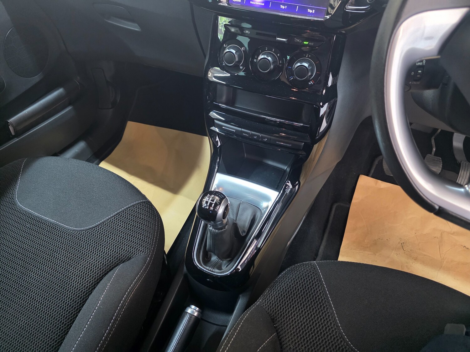 Vehicle 27