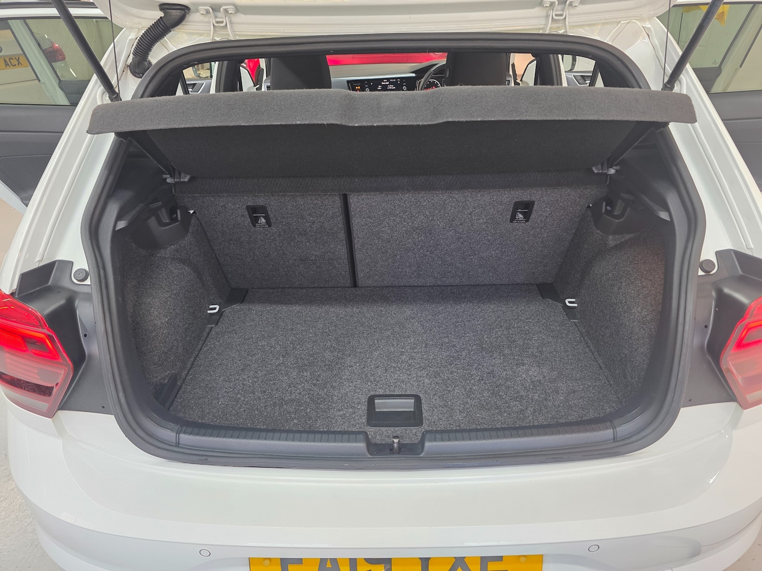 Used Volkswagen Polo 2019 for sale - 76376841: Photo 6