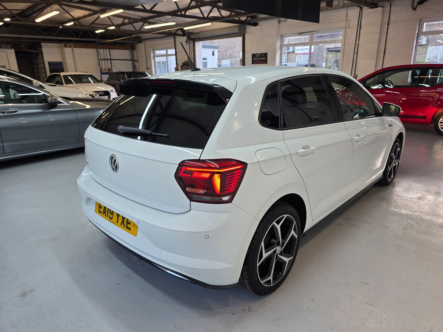 Used Volkswagen Polo 2019 for sale - 76376841: Photo 7