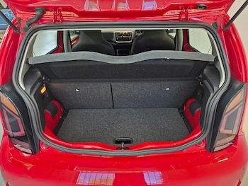 Used Volkswagen up! 2018 for sale - 78300198: Photo