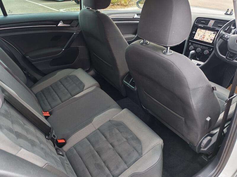 Used Volkswagen Golf 2017 for sale - 76165132: Photo 15