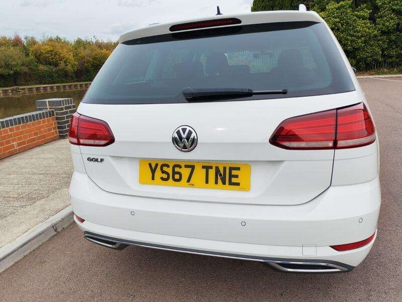 Used Volkswagen Golf 2017 for sale - 76165132: Photo 4