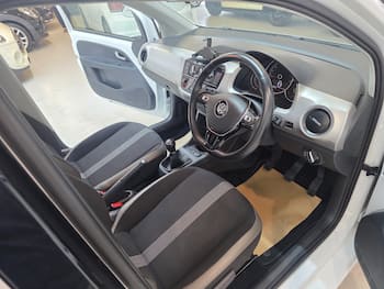 Used Volkswagen up! 2018 for sale - 79845360: Photo