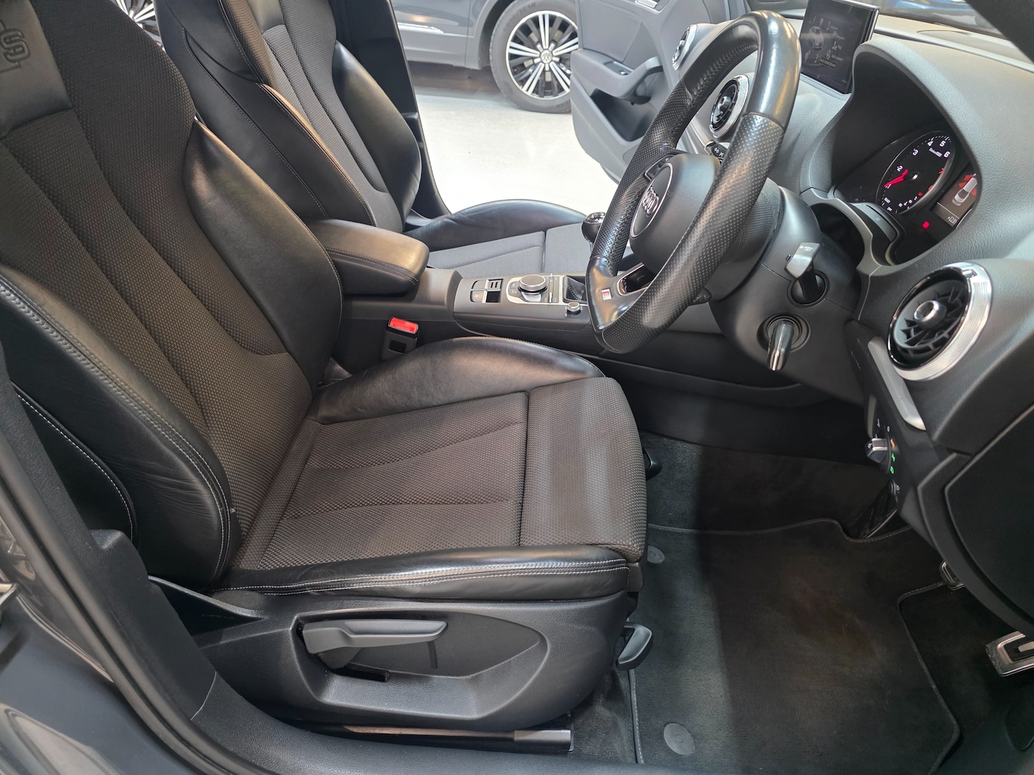 Used Audi A3 2018 for sale - 77247692: Photo 31