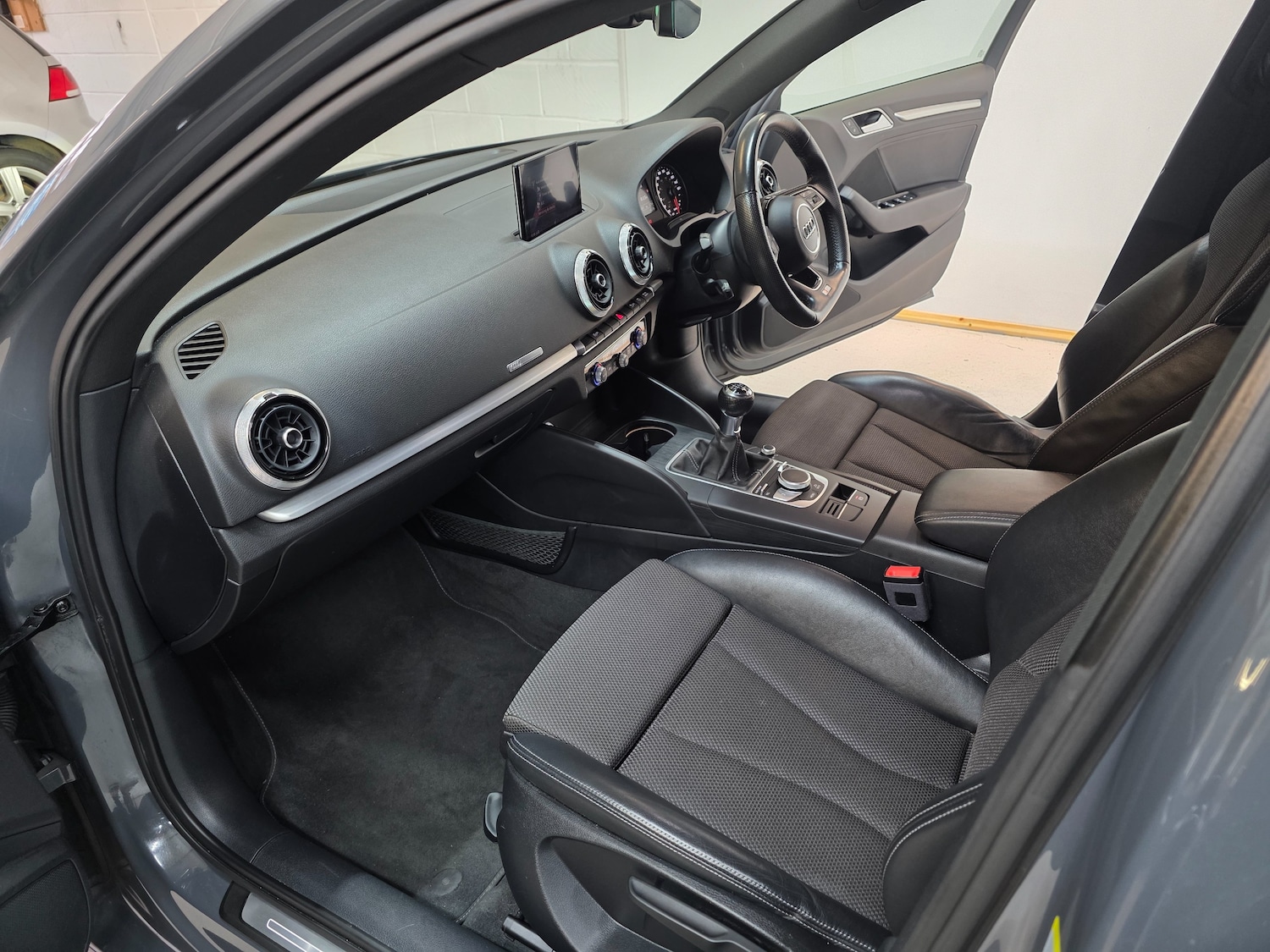 Used Audi A3 2018 for sale - 77247692: Photo 46