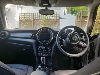 Used MINI Hatch 2019 for sale - 78734299: Photo