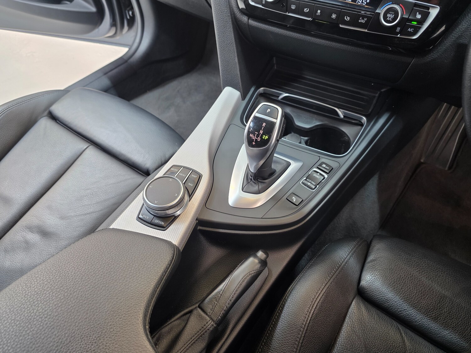 Used BMW 3 Series 2018 for sale - 76174152: Photo 48