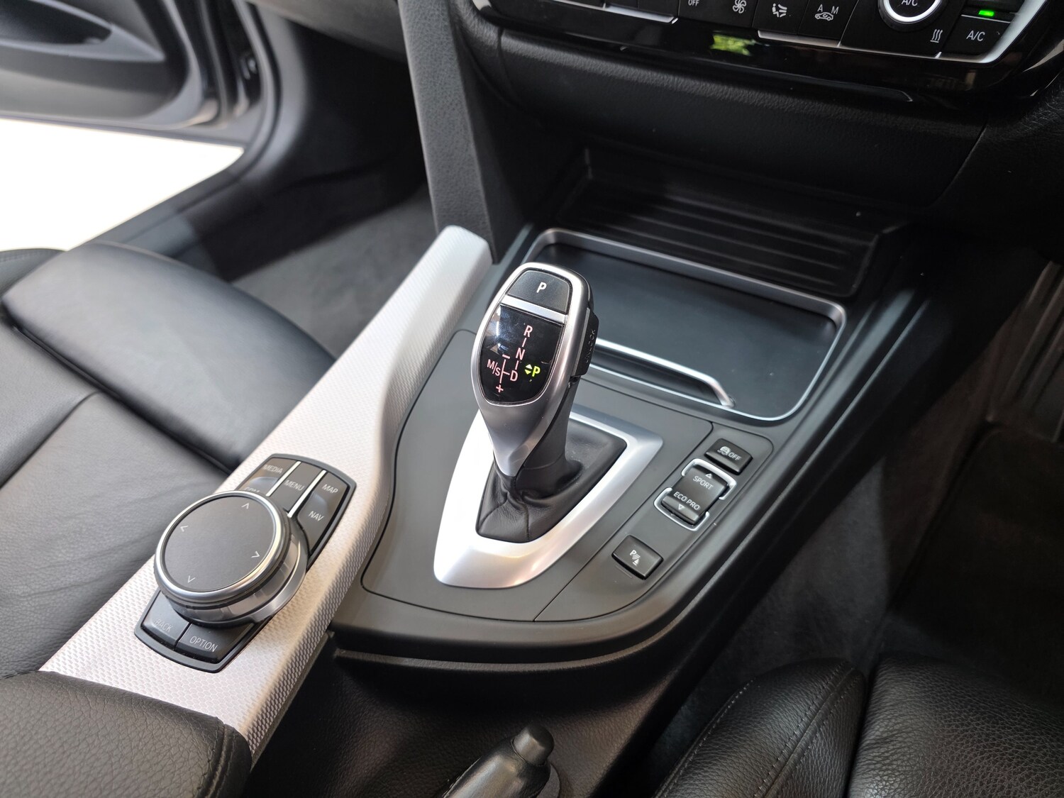 Used BMW 3 Series 2018 for sale - 76174152: Photo 49