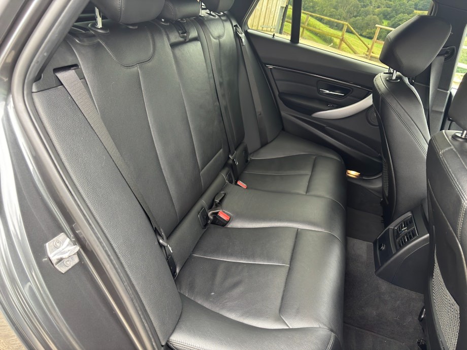 Used BMW 3 Series 2018 for sale - 76174152: Photo 6