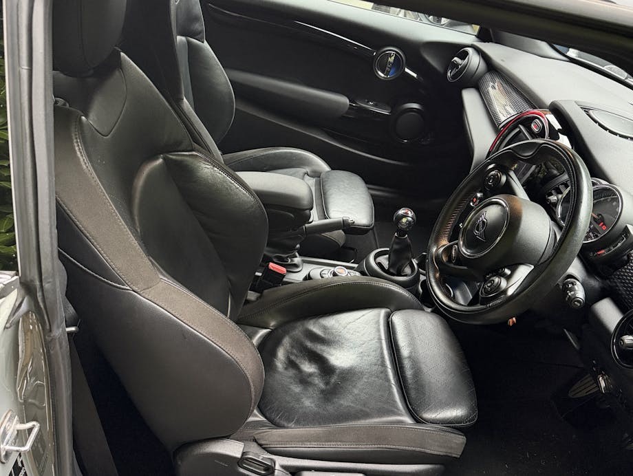 Used MINI Hatch 2019 for sale - 77058487: Photo 4