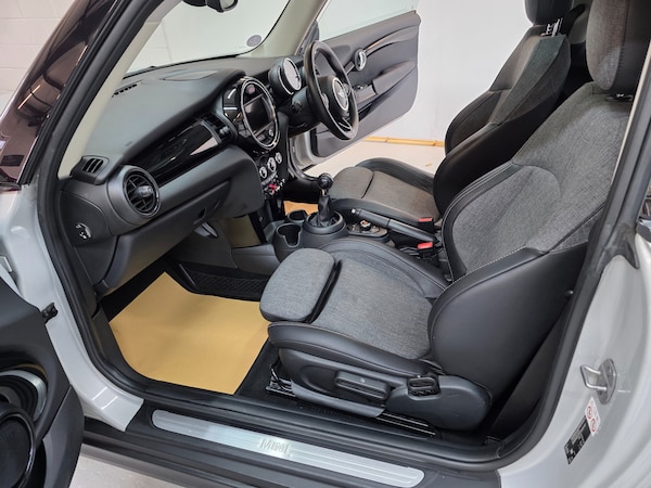 Used MINI Hatch 2018 for sale - 76299845: Photo 10