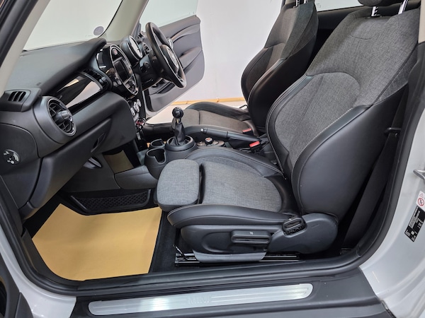 Used MINI Hatch 2018 for sale - 76299845: Photo 14