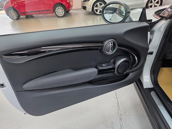 Used MINI Hatch 2018 for sale - 76299845: Photo 26