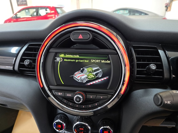 Used MINI Hatch 2018 for sale - 76299845: Photo 35