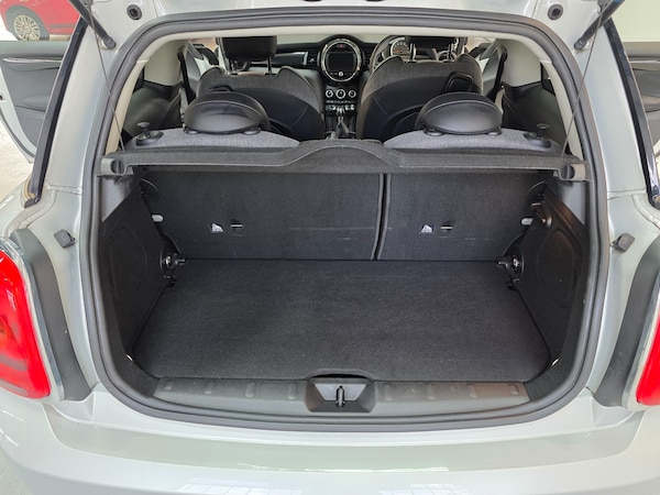 Used MINI Hatch 2018 for sale - 76299845: Photo 6