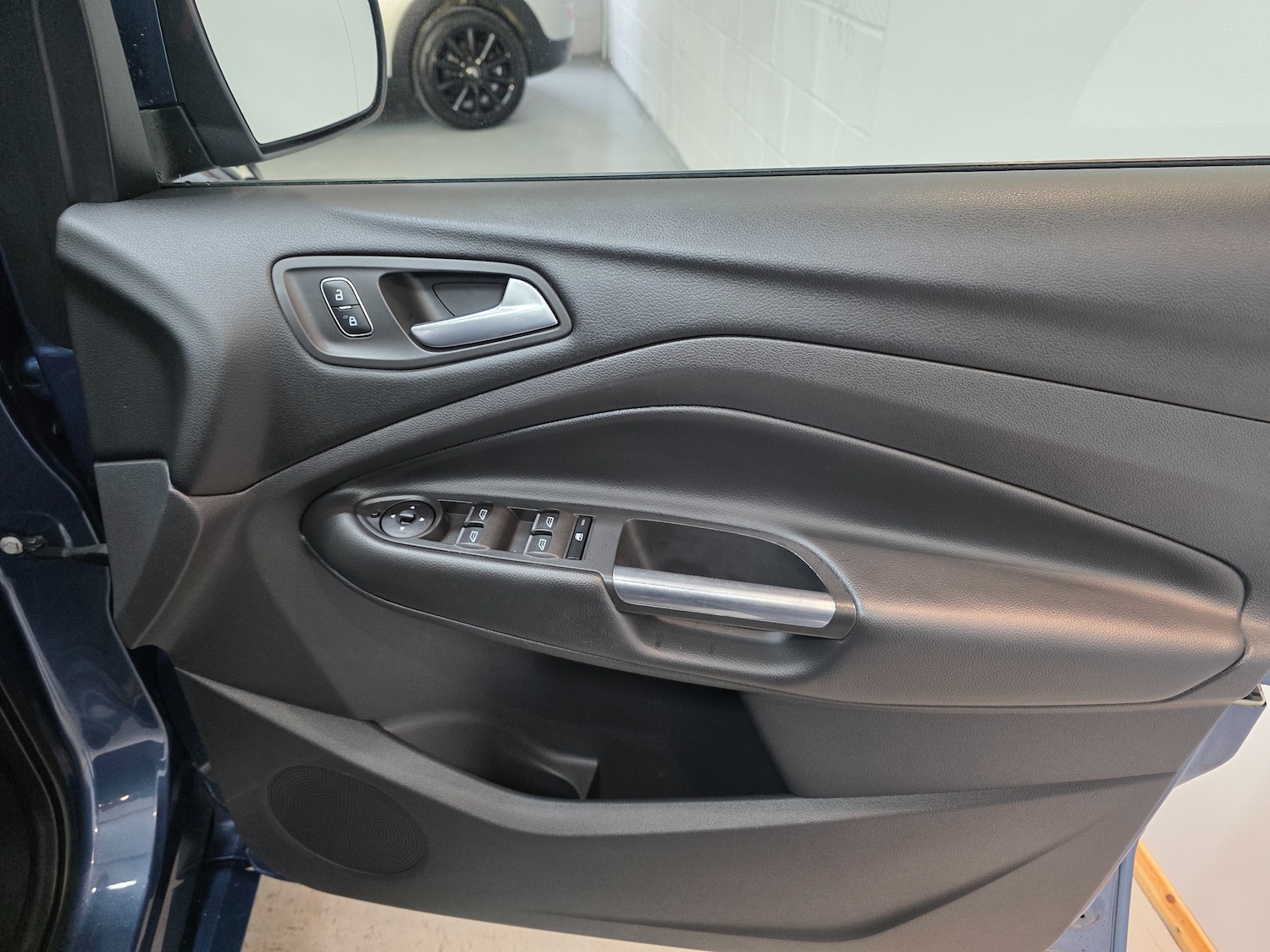 Used Ford Kuga 2018 for sale - 77506100: Photo 39