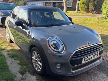 MINI Hatch feature image