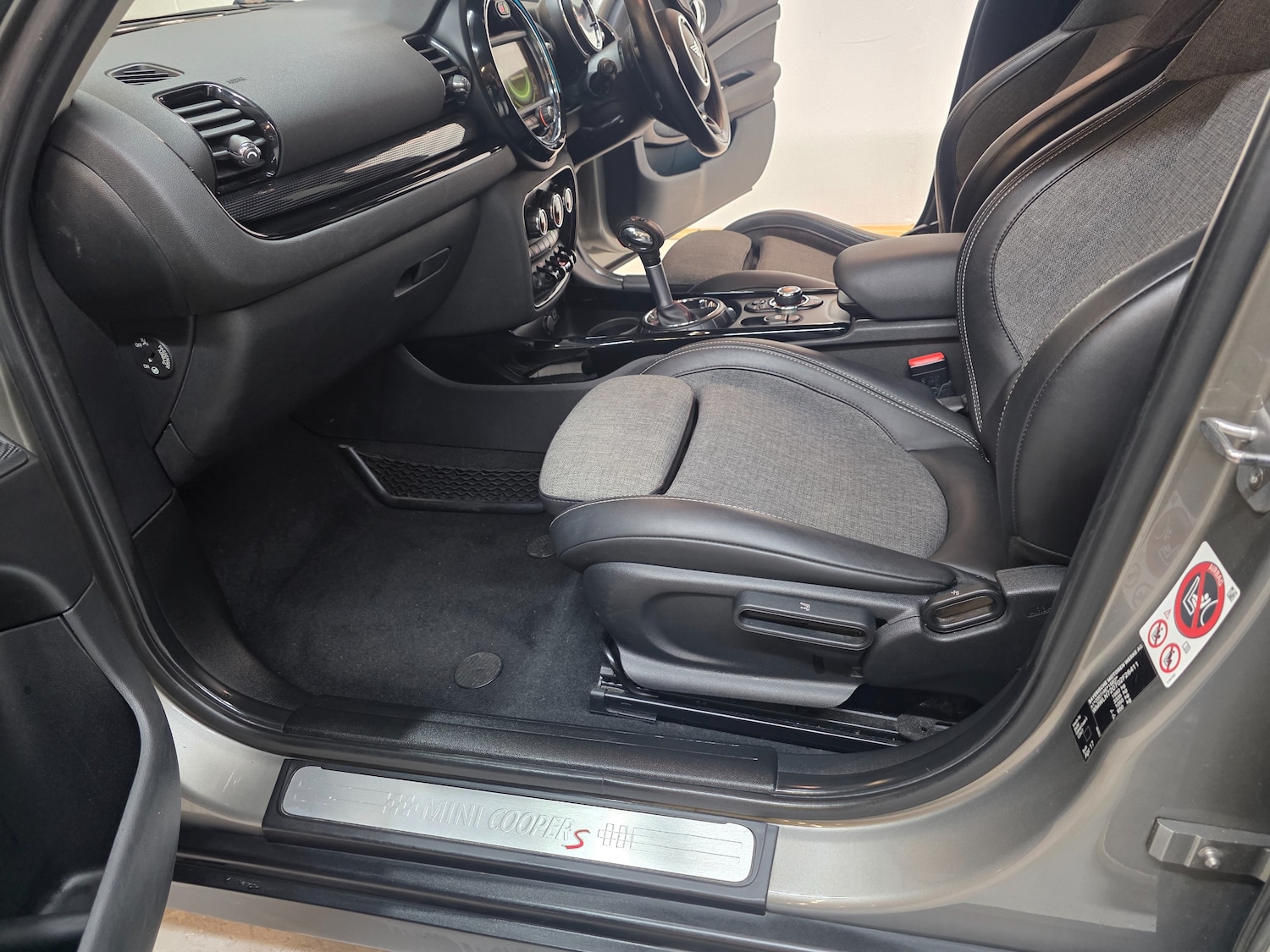 Used MINI Clubman 2017 for sale - 76783333: Photo 53