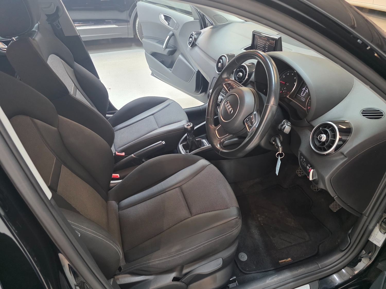 Used Audi A1 2016 for sale - 77685878: Photo 25