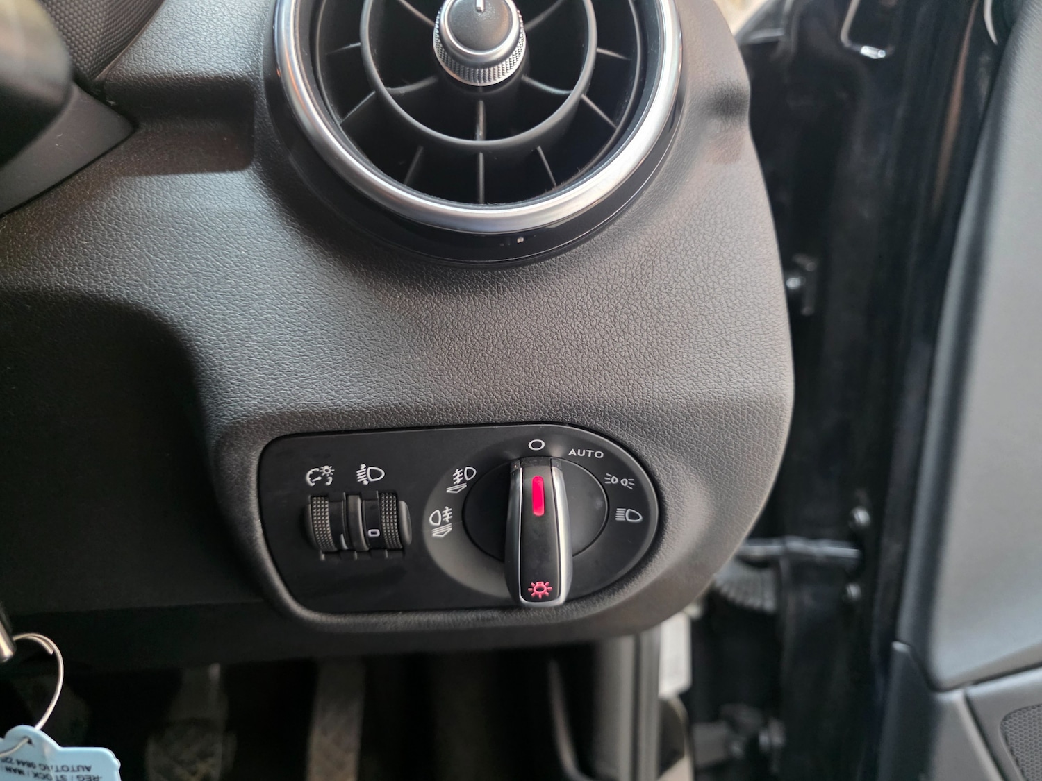 Used Audi A1 2016 for sale - 77685878: Photo 28