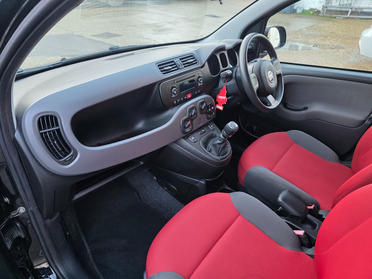 Used Fiat Panda 2015 for sale - 77557312: Photo 12