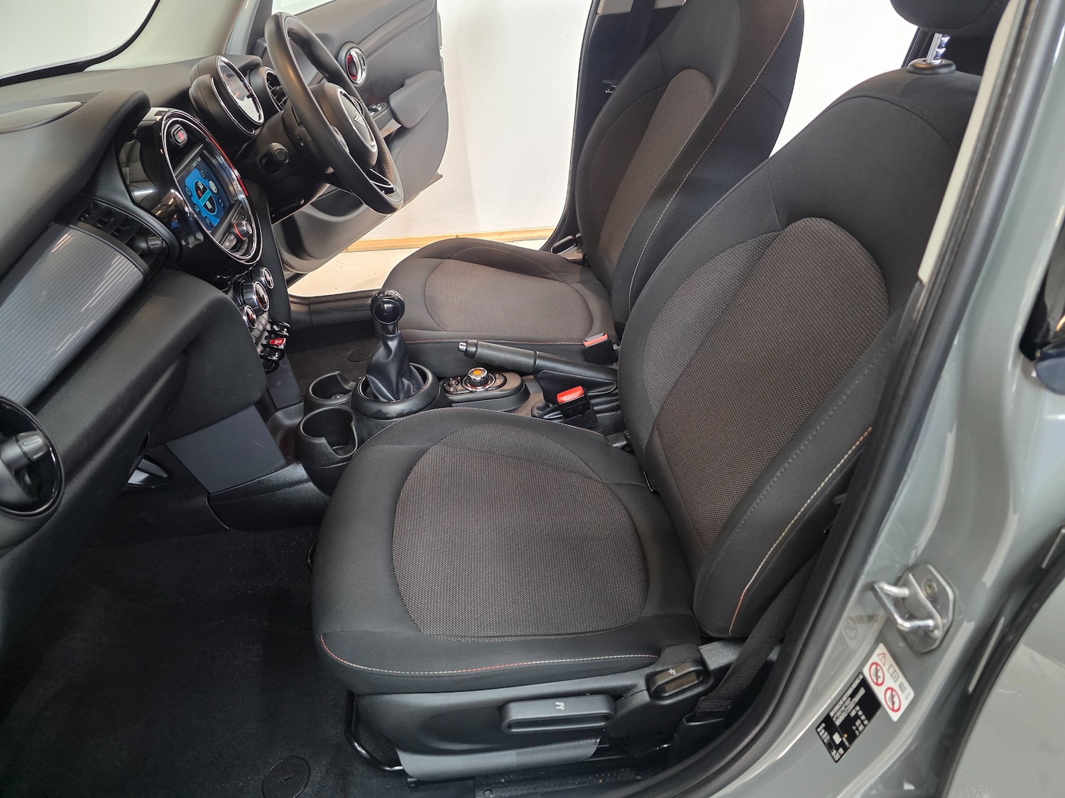 Used MINI Hatch 2018 for sale - 77733427: Photo 11