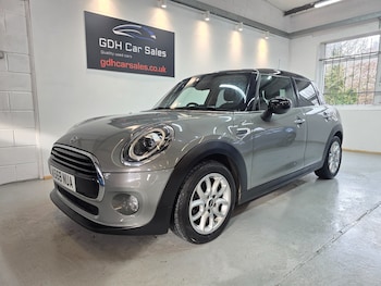 Used MINI Hatch 2018 for sale - 77733427: Photo