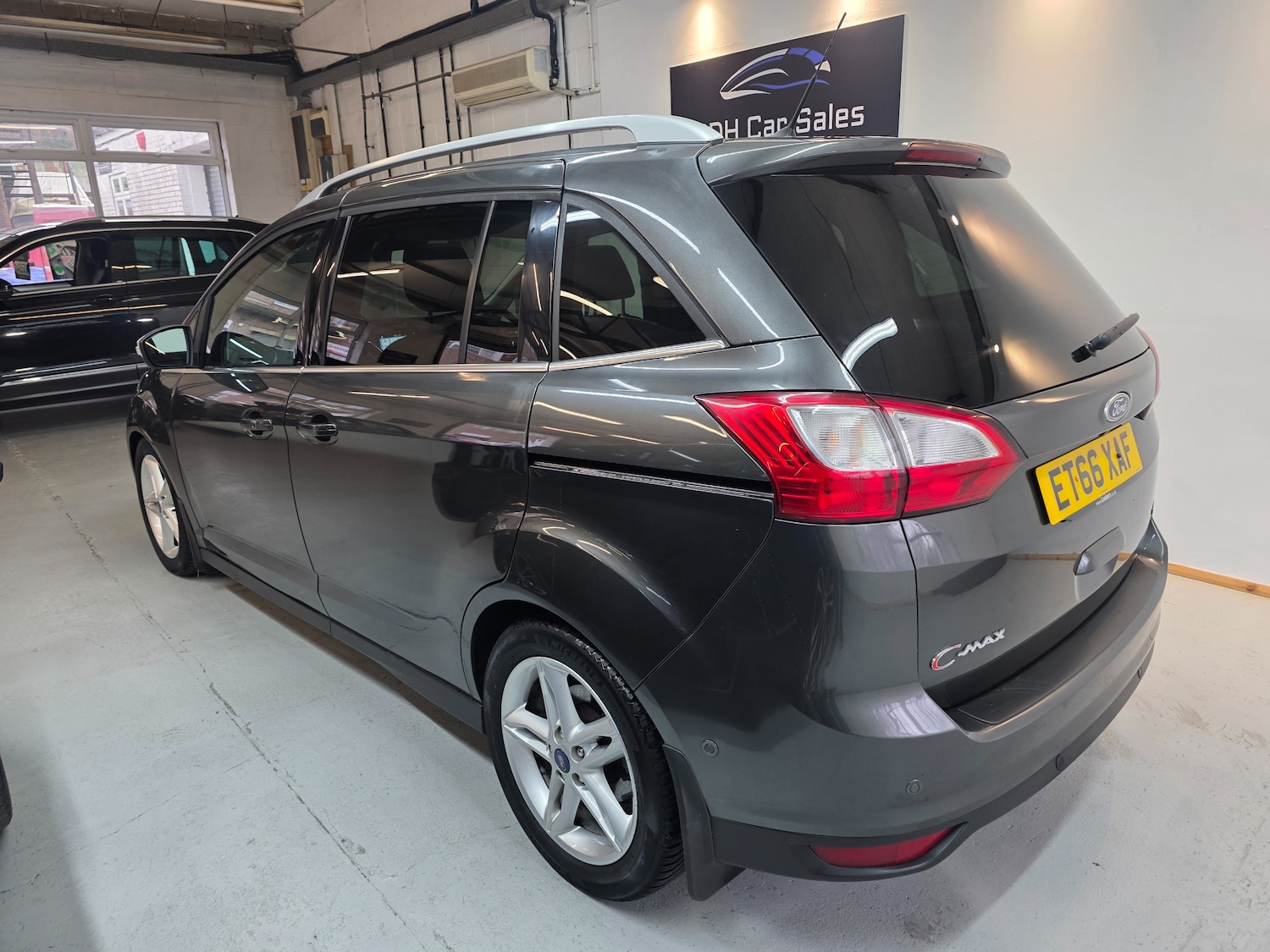 Used Ford Grand C-Max 2017 for sale - 77247693: Photo 3