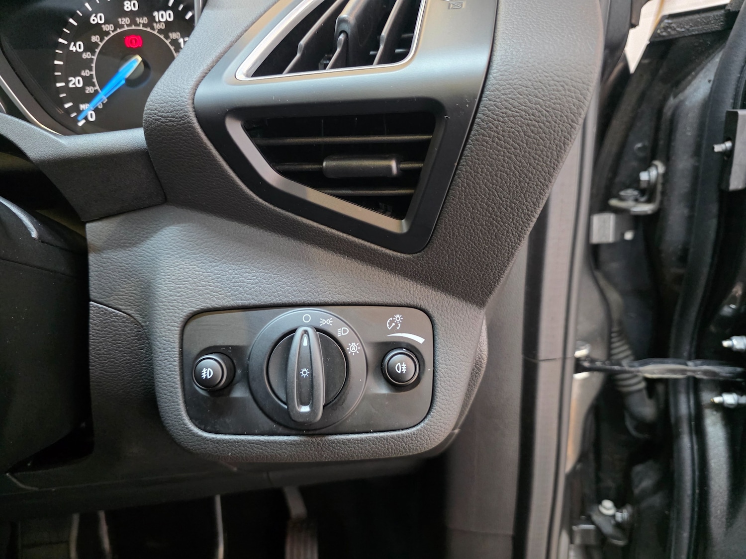 Used Ford Grand C-Max 2017 for sale - 77247693: Photo 41