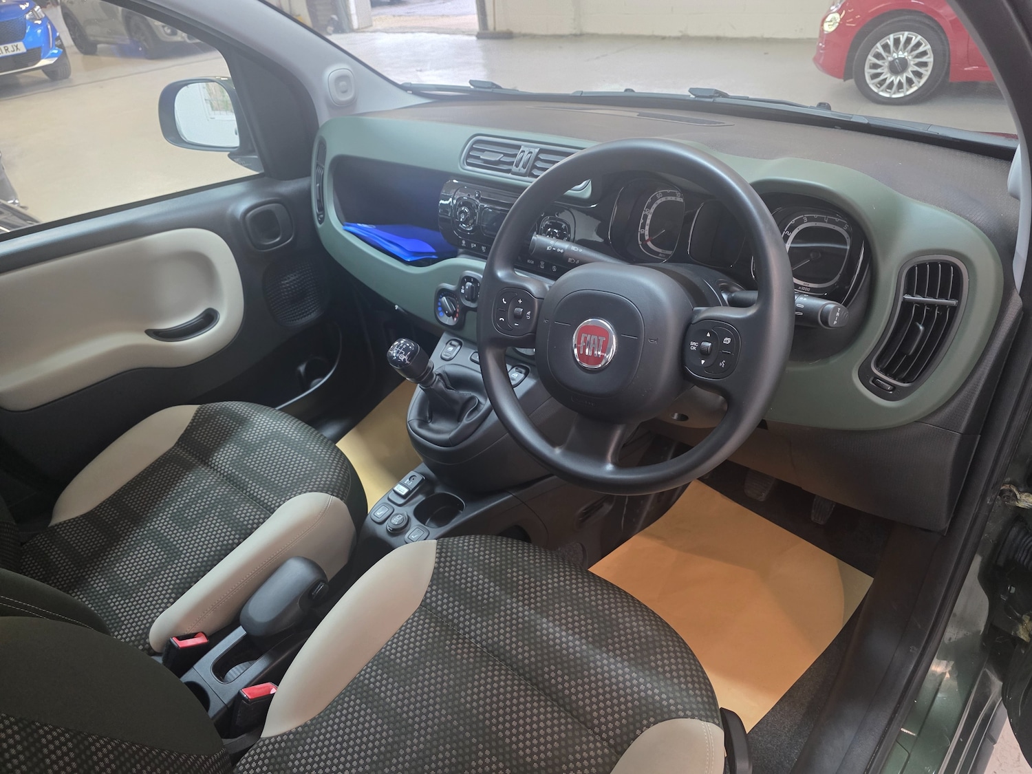 Used Fiat Panda 2016 for sale - 77106821: Photo 2